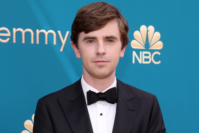 Wer ist Freddie Highmores Frau? Die Dating-Geschichte des „Good Doctor“-Stars Freddie Highmore