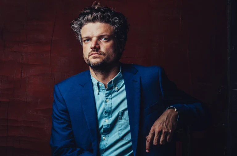 Matt L. Jones Vermögen im Jahr 2023 – Wiki, Alter, Gewicht und Größe, Beziehungen, Familie und mehr matt l. jones