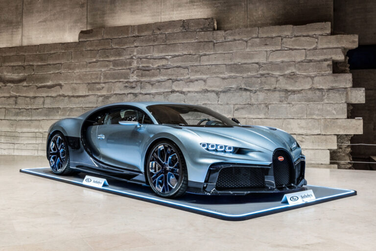 bugatti chiron