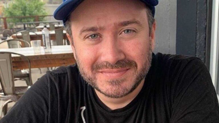 Trent Olsen Bio, Familie, Karriere, Ehefrau, Geschichte, Maße trent olsen