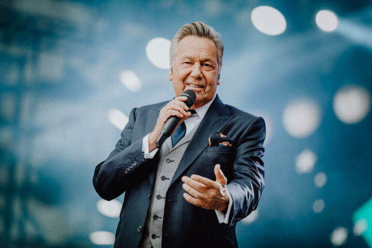 wie groß ist roland kaiser