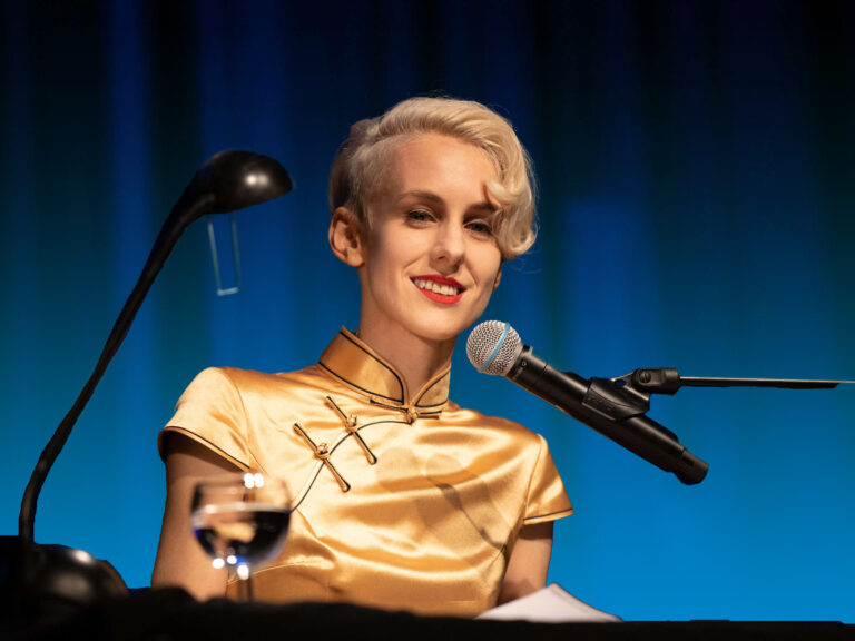 Lisa Eckhart Gewicht: Was steckt hinter den Diskussionen? lisa eckhart gewicht