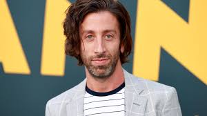 Simon Helberg Vermögen 2025: Wie viel verdient er? simon helberg