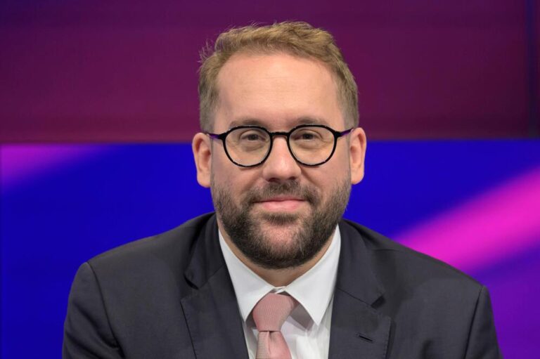 Paul Ronzheimer Lebensgefährte – Gibt es einen Partner? Alle Fakten zu Beziehung, Privatleben und Karriere paul ronzheimer lebensgefährte